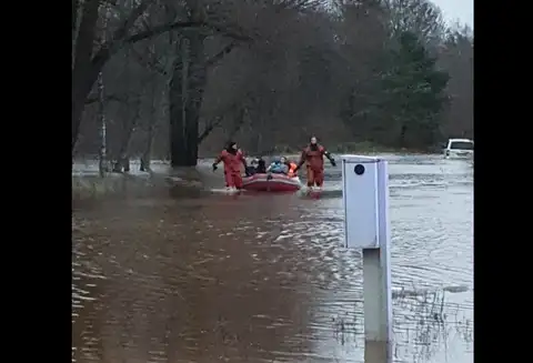 Plūdu dēļ iespējama reģionālo autobusu kavēšanās