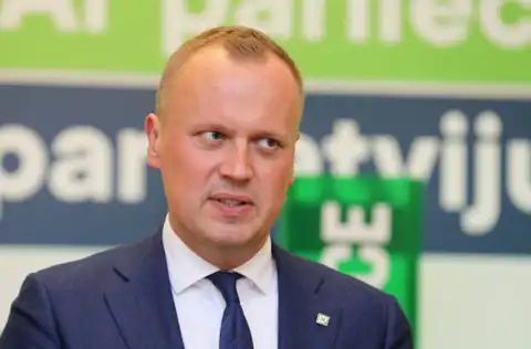 «Apvienotais saraksts» kā koalīcijas kodolu piedāvā JV, AS un NA