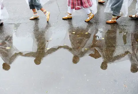 Otrdien saule parādīsies tikai brīžiem