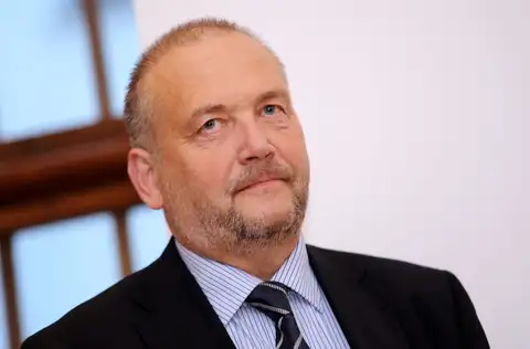 Принять однополые браки, но бороться за латышский язык — на всё у нас не хватит сил: выбор Марциса Бендикса