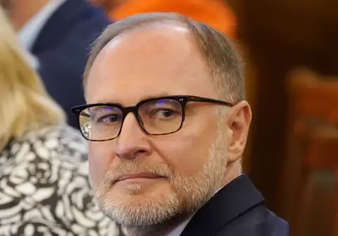 Sprūds: Iesaiste iespējamā operācijā Hormuza šaurumā nav Latvijas dienas kārtībā