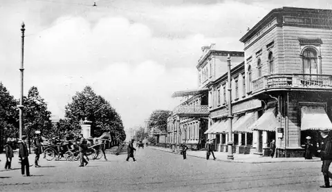 Главный обелиск Верманского парка: прогулки по Риге