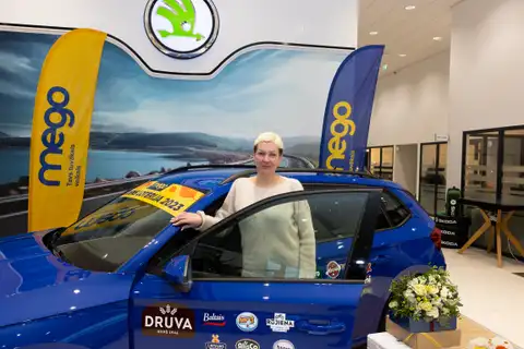 Новогодний подарок для рижанки — автомобиль Škoda Kamiq!