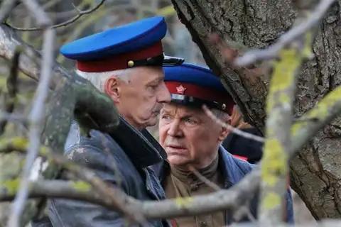 «Фильм вскрывает преступления нацистов и большевиков против народа Латвии»: Мирской о запрете «Альтернативы Гутмана»