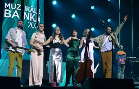 «Zelta mikrofonu» par pagājušā gada labāko mūzikas albumu saņem «Astro’n’out»