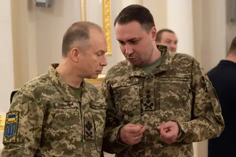 Бывший министр обороны Федоров обвинил главкома ВСУ в расколе страны