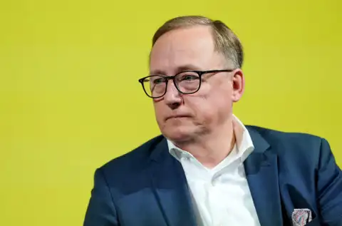 Kazāks: Ir virkne darāmu lietu, lai ekonomisko izaugsmi «pastumtu» uz priekšu