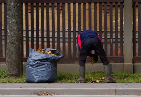 Plāno piešķirt vēl trīs miljonus eiro Rīgas ielu un ārtelpas uzturēšanas darbiem