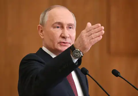 СМИ сообщили о просьбе Путина к бизнесу «скинуться на войну». У Кремля другая версия