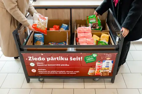 «Lidl» veikalos var ziedot pārtikas bankas «Paēdušai Latvijai» atbalstam