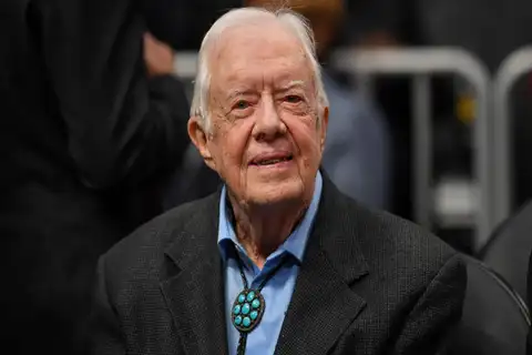 Лидер, которому не везло. В возрасте 100 лет умер бывший президент США Джимми Картер