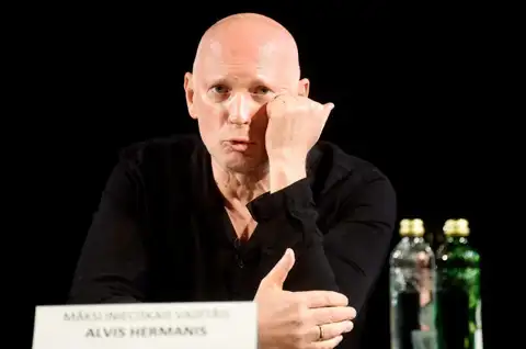 Biedrību «Bez partijām» pametis vēl viens no tās dibinātājiem Hermanis