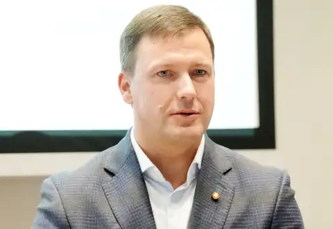 JV izglītības ministra amatam virzīs Cēsu novada mēru Rozenbergu