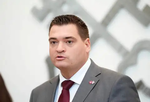 Называет людей в Риге «обезьянами»:  ответит ли Ратниекс за свои слова?