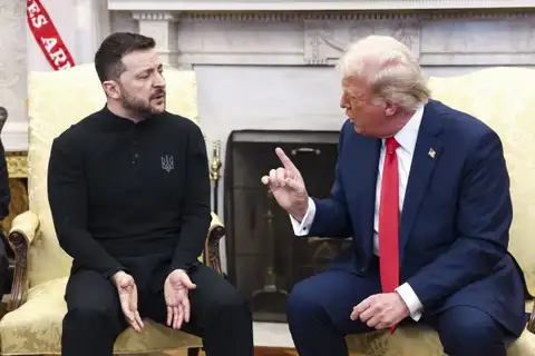 Трамп: никто не просит Зеленского признать Крым российской территорией