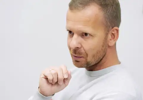 Mandātus zaudē četri Saeimas deputāti, arī Šlesers un Rosļikovs