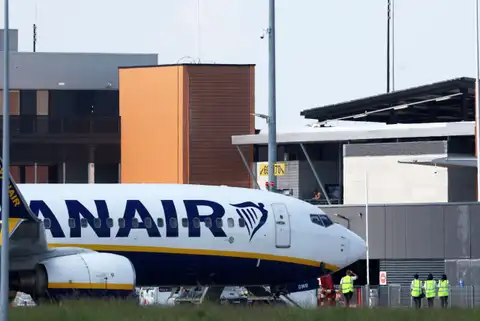 Ryanair предупредила об очередях и задержках в популярных аэропортах Европы