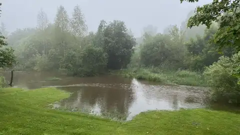 Sestdiena daudzviet īslaicīgi līs, bet vietām gaidāms pērkona negaiss