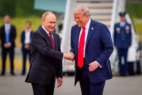 Подарок Путину от Трампа: эксперт о повышении цен на нефть из-за Ирана