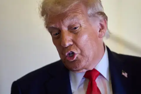 «НАТО — бесполезно». Трамп проснулся и пошёл в атаку