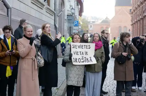Pret lēmumu izstāties no Stambulas konvencijas protestēs arī latvieši ārpus Latvijas