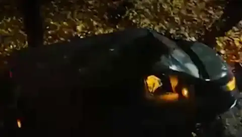 Залез в чужую машину и .. заснул