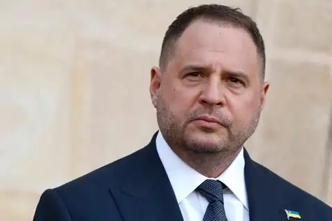 Бывший глава офиса Зеленского стал подозреваемым в рамках крупного расследования о коррупции