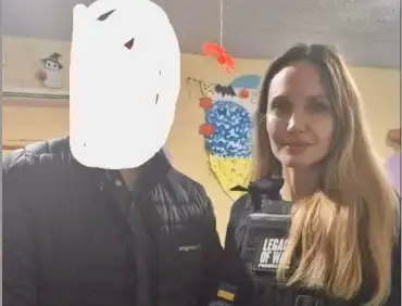 Анджелина Джоли приехала в Херсон (ФОТО)