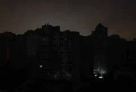 Кличко: В Киеве без тепла остаются почти 1400 жилых домов