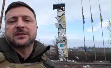 Владимир Зеленский приехал в Купянск, о взятии которого ранее объявил российский Генштаб (ВИДЕО)