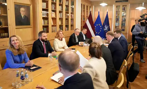 JV ārkārtas kongresā 28. novembrī pārvēlēs partijas vadību