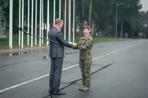 Uz starptautisko operāciju Kosovā dodas jauna Latvijas vieglo kājnieku rota