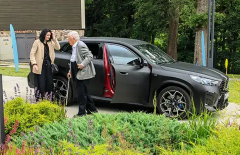 Maestro Raimondam Paulam nepatīk, ja mazmeita nestrādā