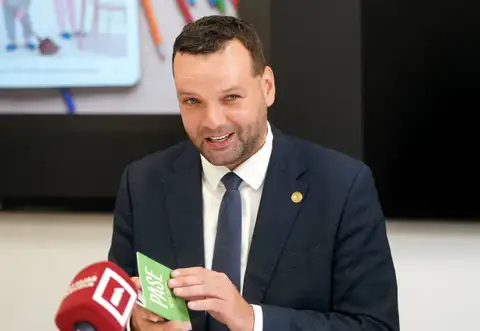 Узулниекса выпустили из изолятора: что дальше?