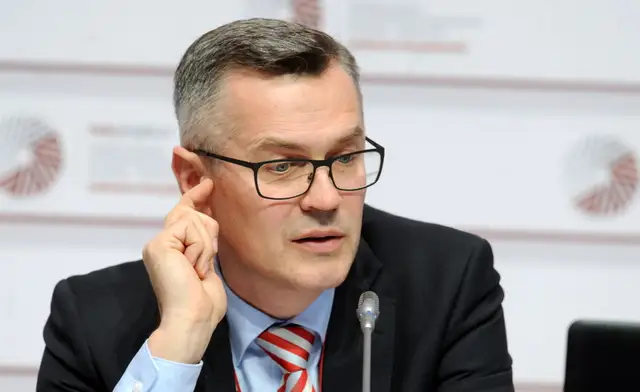 Latkovskis: Dubultpilsonības piešķiršana ukraiņu bēgļiem Latvijā nozīmētu Ukrainas zaudējumu karā