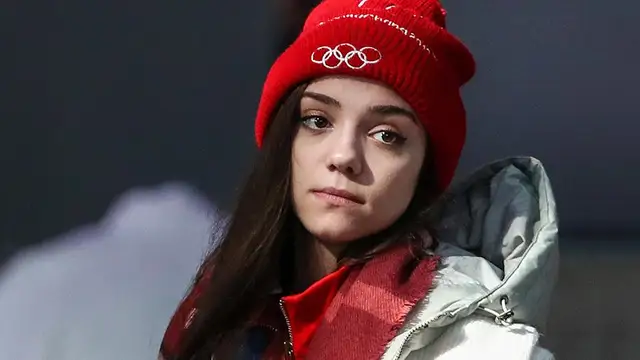 «Я чуть не вздернулась нафиг»: Медведева о предательстве бойфренда