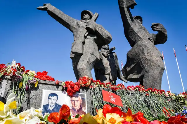 Пунтулис: у этих русскоязычных нет ничего другого, как только «победа над фашизмом»