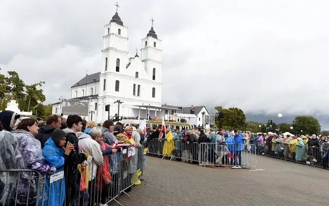Katoļu bīskaps: Jaunieši ir ne tikai baznīcas šodiena, bet arī nākotne