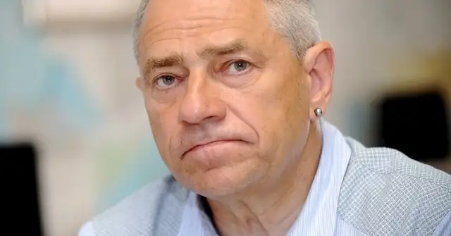 Экс-премьер Марис Гайлис публично признался в том, что изменял жене