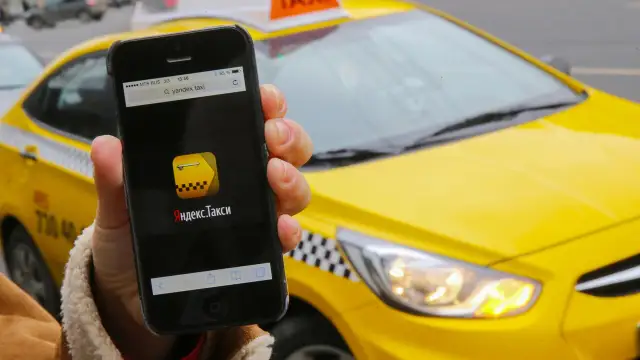 «Yandex.Taxi» privātpersonām piedāvā arī sūtījumu piegādi
