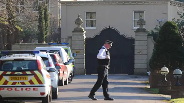 «Ирландия против ирландцев, но за мигрантов»: ситуация на Зелёном острове глазами консерваторов из США