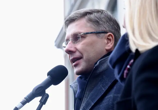 Ушаков: «Двуличность по отношению к Рижской думе просто зашкаливает»