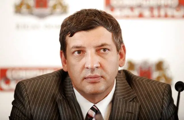 «Где политика – там недоверие»: Андрей Козлов о том, почему многие не верят в вакцинацию и что с этим делать