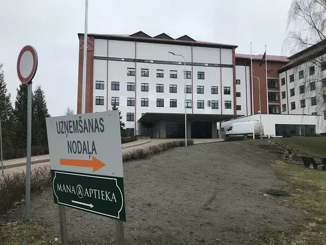 Prokurors nav apmierināts ar kukuļņemšanā apsūdzētā Jelgavas slimnīcas vadītāja Ķipura attaisnošanu