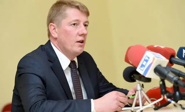 Экс-министр сообщения: надо повысить НДС на 5%, иначе железной дороги не видать, как своих ушей