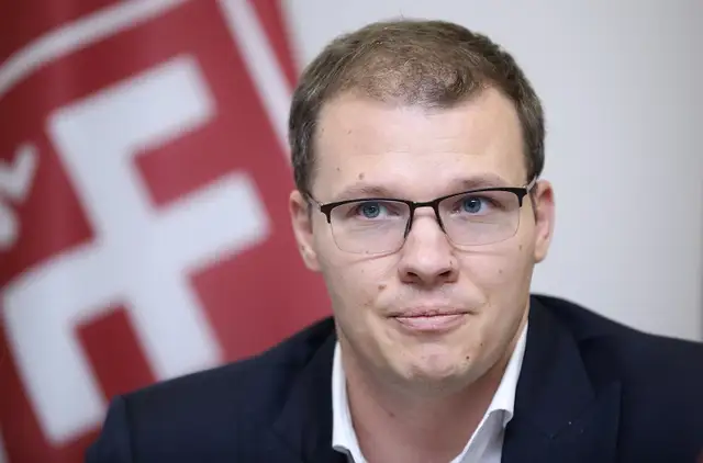 Dzintars: Pieredze rāda, ka parlamentārā sekretāra piederība no ministra atšķirīgai partijai var raisīt problēmas