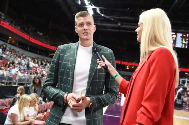 Porziņģis ar 14 punktiem palīdz «Mavericks» uzvarēt