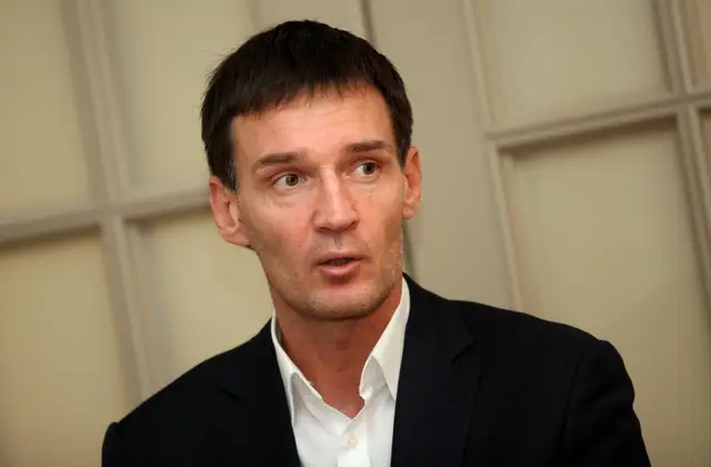 Pietiek: Рейнбах по суду восстановился в Рижской думе, чтобы злоупотреблять служебным положением?
