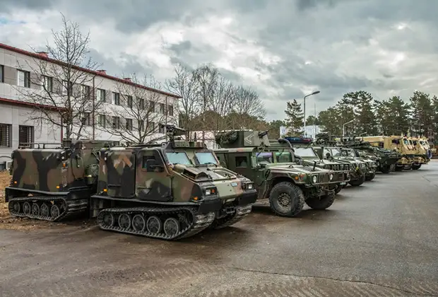 Latvijā plāno veidot vēl vienu starptautisku militāru bāzi