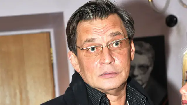 «В наше время такого не было. У нас было либо ПТУ, институт, либо армия»: Домогаров не понимает молодёжь